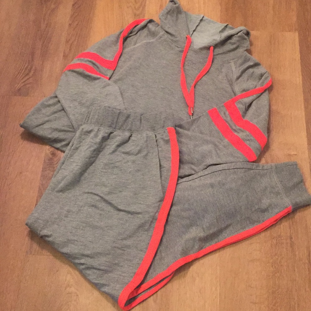 Jogging suit